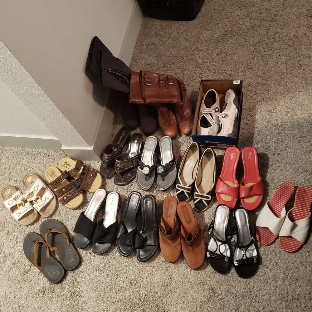 All 15 pairs of shoes in picture size 8.5